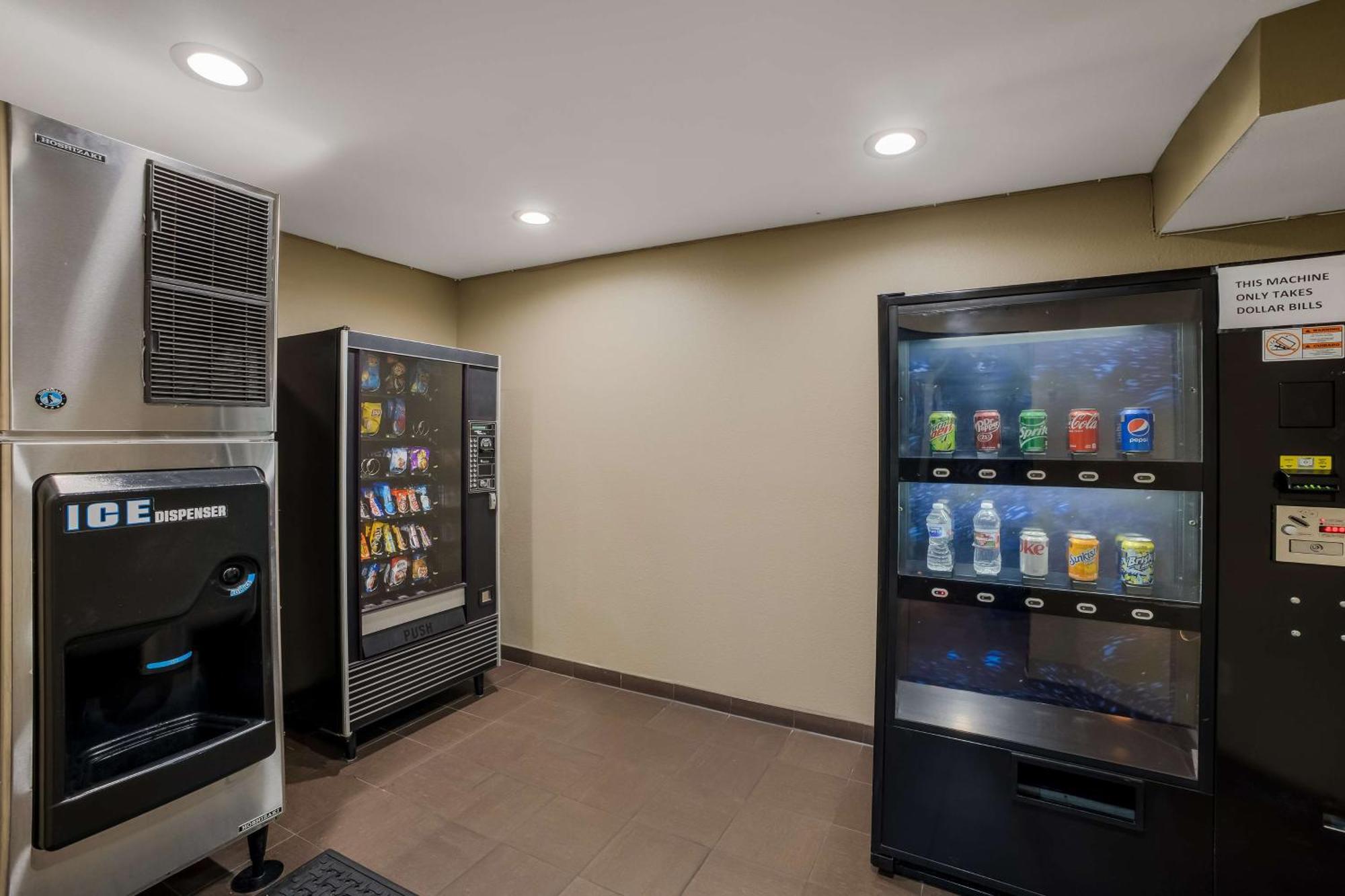 Surestay Plus By Best Western Mesa Superstition Springs Экстерьер фото